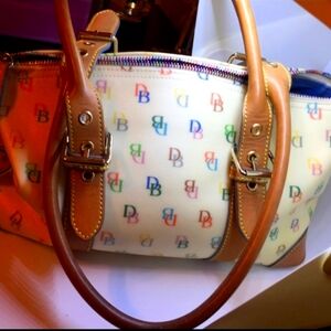 DOONEY BOURKE